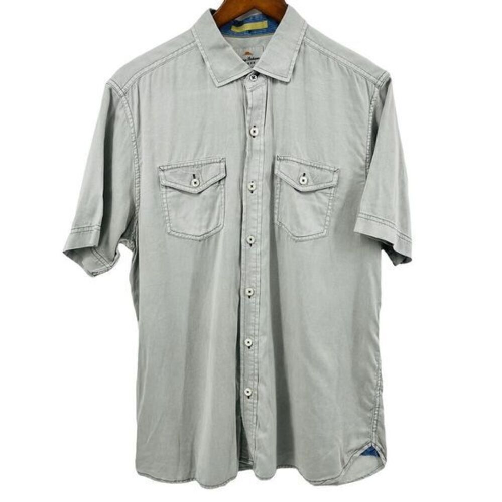 Tommy Bahama Men’s Button Down Shirt Short Sleeve Two Button Breast Pockets